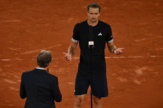 2026 French Open, Roland-Garros - Day 10 PARIS, FRANCE - JUNE 02: Alexander Zverev of Germany seen after a match against Rafael Jodar (not seen) of Spain during their Men s Singles quarter-final match on Day Ten of the 2026 French Open at Roland Garros in Paris, France, on June 02, 2026, Burak Akbulut Anadolu Paris France. Editorial use only. Please get in touch for any other usage.  Copyright: x2026xAnadoluxBurakxAkbulutx