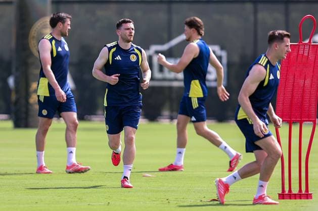 Andy Robertson during a training session Scotland Training and press conference, PK, Pressekonferenz 2026 FIFA World Cup, WM, Weltmeisterschaft, Fussball Football, Florida Blue Training Centre, Florida, USA - 02 Jun 2026Florida Florida Blue Training Centre United States of America EDITORIAL USE ONLY No use with unauthorised audio, video, data, fixture lists, club league logos or live services. Online in-match use limited to 120 images, no video emulation. No use in betting, games or single club league player publications.  Copyright: xChrisxArjoon Shutterstockx 16906919k