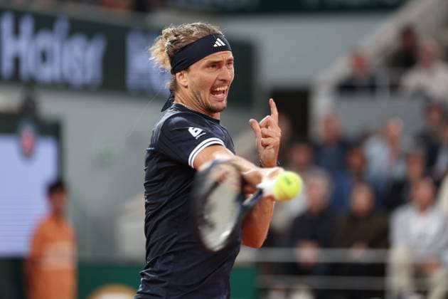 ROLAND GARROS PHOTOPQR LE PARISIEN Le Parisien Arnaud Journois ; PARIS ; 02 06 2026 ; Paris. Stade Roland Garros, le 2 juin 2026. Tennis. Internationaux de France de Roland Garros. Simple Messieurs Court Philippe Chatrier - 1 4 finale Alexander Zverev vs Rafael Jodar Photo Le Parisien Arnaud Journois PARIS France  Copyright: xPHOTOPQR LExPARISIEN MAXPPPxLexParisienx xArnaudxJournoisx 20260602LPA9638 20260602LPA9638