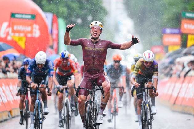 Tour de Wallonie 2026 Stage 2 LIBRAMONT-CHEVIGNY, BELGIUM - JUNE 02 : Oliver Ben (NZL) of Modern Adventure Pro Cycling celebrating his victory during stage 2 of the 47th edition of Ethias Tour de Wallonie an UCI ProSeries 2.Pro cycling road race stage for Men Elite of 192.1 km with start in Jodoigne and finish in Libramont-Chevigny on June 2, 2026 in Libramont-Chevigny, Belgium, 02 06 2026 ( Motordriver Pieter Van Herzele - Libramont-Chevigny Belgium  Copyright: xVincentxKalutx