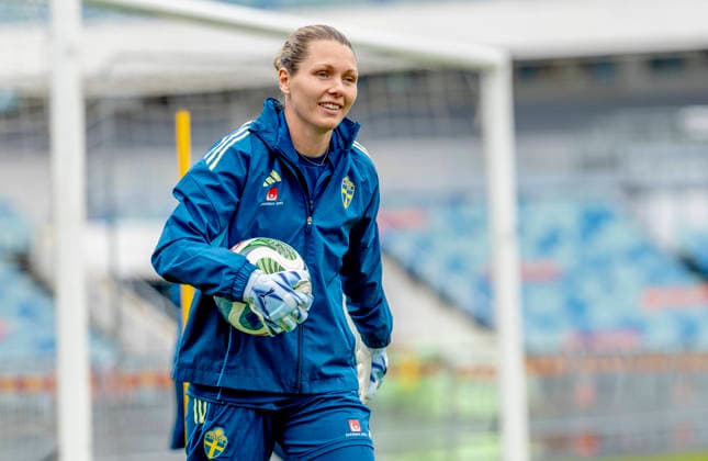 GOTHENBURG, SWEDEN 20260602 Goalkeeper Jennifer Falk during Tuesday s training with the women s national team at Ullevi ahead of the upcoming World Cup qualifier against Denmark GÖTEBORG SWEDEN x9200x  Copyright: xAdamxIhse TTx THE WOMEN S NATIONAL TEAM TRAINS IN GOTHENBURG BEFORE THE WORLD CUP QUALIFYING