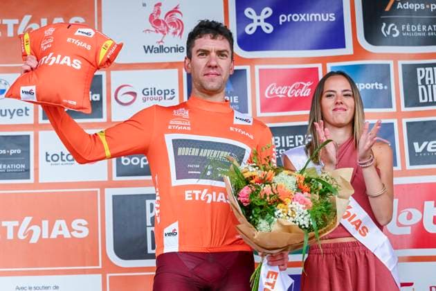 Tour de Wallonie 2026 Stage 2 LIBRAMONT-CHEVIGNY, BELGIUM - JUNE 02 : Oliver Ben (NZL) of Modern Adventure Pro Cycling on the podium during stage 2 of the 47th edition of Ethias Tour de Wallonie an UCI ProSeries 2.Pro cycling road race stage for Men Elite of 192.1 km with start in Jodoigne and finish in Libramont-Chevigny on June 2, 2026 in Libramont-Chevigny, Belgium, 02 06 2026 ( Motordriver Pieter Van Herzele - Libramont-Chevigny Belgium  Copyright: xVincentxKalutx