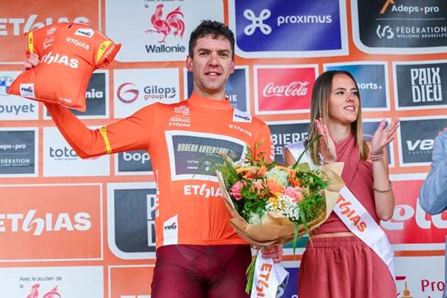 Tour de Wallonie 2026 Stage 2 LIBRAMONT-CHEVIGNY, BELGIUM - JUNE 02 : Oliver Ben (NZL) of Modern Adventure Pro Cycling on the podium during stage 2 of the 47th edition of Ethias Tour de Wallonie an UCI ProSeries 2.Pro cycling road race stage for Men Elite of 192.1 km with start in Jodoigne and finish in Libramont-Chevigny on June 2, 2026 in Libramont-Chevigny, Belgium, 02 06 2026 ( Motordriver Pieter Van Herzele - Libramont-Chevigny Belgium  Copyright: xVincentxKalutx