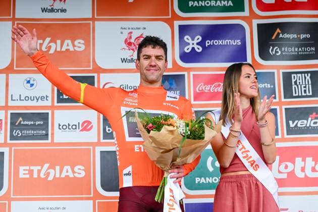 Tour de Wallonie 2026 Stage 2 LIBRAMONT-CHEVIGNY, BELGIUM - JUNE 02 : Oliver Ben (NZL) of Modern Adventure Pro Cycling on the podium during stage 2 of the 47th edition of Ethias Tour de Wallonie an UCI ProSeries 2.Pro cycling road race stage for Men Elite of 192.1 km with start in Jodoigne and finish in Libramont-Chevigny on June 2, 2026 in Libramont-Chevigny, Belgium, 02 06 2026 ( Motordriver Pieter Van Herzele - Libramont-Chevigny Belgium  Copyright: xVincentxKalutx