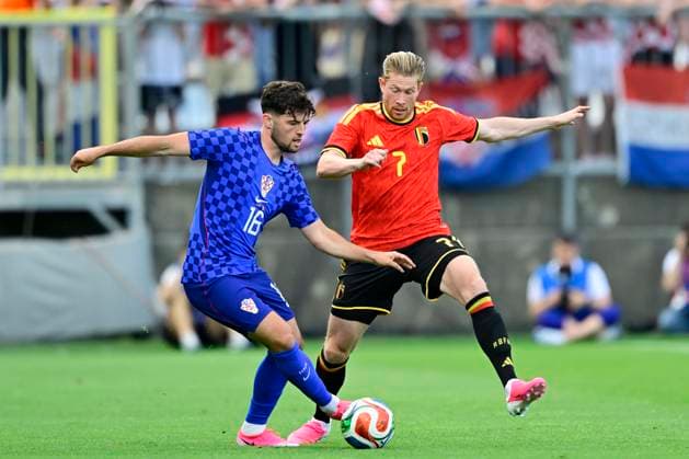 Croatia vs Belgium - friendly match RIJEKA, CROATIA - JUNE 02 : Baturina Martin midfielder of Croatia is challenged by De Bruyne Kevin forward of Belgium during a friendly match between Croatia and Belgium ahead of the FIFA World Cup, WM, Weltmeisterschaft, Fussball 2026 on June 02, 2026 in Rijeka, Croatia, 02 06 2026 Rijeka Croatia  Copyright: xJanxDexMeuleneirx