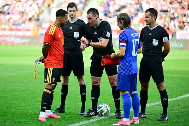 Croatia vs Belgium - friendly match RIJEKA, CROATIA - JUNE 02 : Tielemans Youri midfielder of Belgium, Modric Luka midfielder of Croatia with referee Obrenovic Rade during a friendly match between Croatia and Belgium ahead of the FIFA World Cup, WM, Weltmeisterschaft, Fussball 2026 on June 02, 2026 in Rijeka, Croatia, 02 06 2026 Rijeka Croatia  Copyright: xJanxDexMeuleneirx