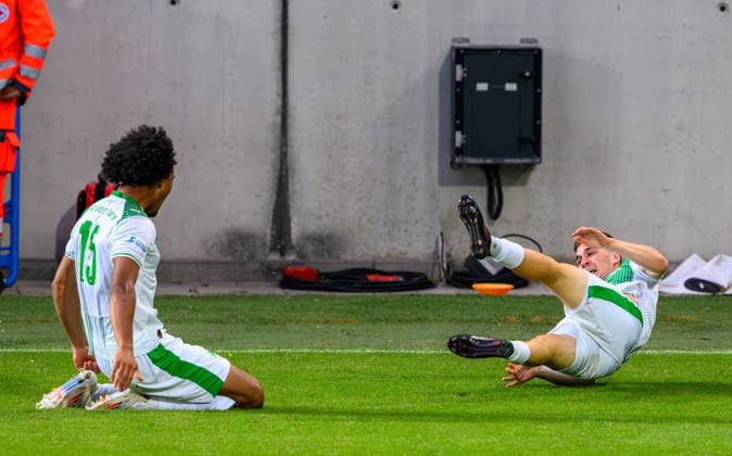 02 06 2026 Soccer season 2025 2026 Relegation Oberliga Bayern Bayernliga Regionalliga SpVgg Greuther Fürth II ASV Cham xwoxzix Goal celebration Joy after goal Goal shot to 1 0 by Philipp Hack 13, SpVgg Greuther Fürth II David Abrangao 15, SpVgg Greuther Fürth II Philipp Hack 13, SpVgg Greuther Fürth II