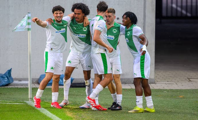 02 06 2026 Soccer season 2025 2026 Relegation Oberliga Bayern Bayernliga Regionalliga SpVgg Greuther Fürth II ASV Cham xwoxzix Goal celebration Joy after goal Goal kick to 1 0 by Philipp Hack 13, SpVgg Greuther Fürth II Mehmet Avlayici 16, SpVgg Greuther Fürth II David Abrangao 15, SpVgg Greuther Fürth II Jakob Engel 3, SpVgg Greuther Fürth II Philipp Hack 13, SpVgg Greuther Fürth II Kaelen Dougan 19, SpVgg Greuther Fürth II