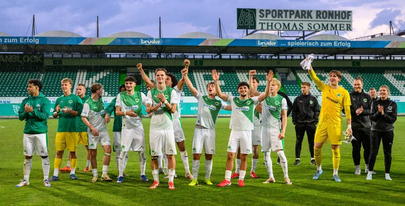 02 06 2026 Soccer season 2025 2026 Relegation Oberliga Bayern Bayernliga Regionalliga SpVgg Greuther Fürth II ASV Cham xwoxzix team Team Fürth after the end of the match