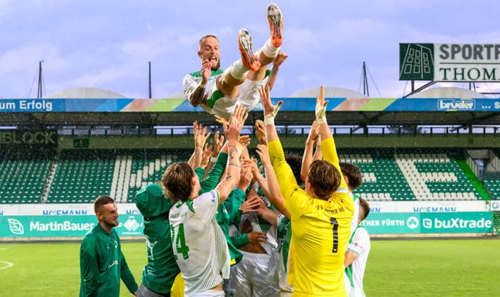 02 06 2026 Soccer Season 2025 2026 Relegation Oberliga Bayern Bayernliga Regionalliga SpVgg Greuther Fürth II ASV Cham xwoxzix Team Team celebrates Daniel Adlung 10, SpVgg Greuther Fürth II