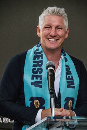 June 2, 2026, New York, New York, USA: German former footballer Bastian Schweinsteiger delivers remartks at the FIFA World Cup, WM, Weltmeisterschaft, Fussball Trophy Tour at the American Museum of Natural History.in Manhattan. Sponsored by Coca-Cola the tour gives fans the opportunity to see the coveted trophy ahead of FIFA World Cup 2026 in New York, NY on June 2, 2026 New York USA - ZUMAb230 0858163978st Copyright: xLauraxBrettx