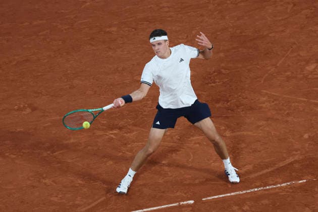 TENNIS : Roland Garros 2026 - 02 06 2026 Jakub Mensik (CZE) Vs Joao Fonseca (BRA) ParisFrance  Copyright: xMichaelxBaucherx