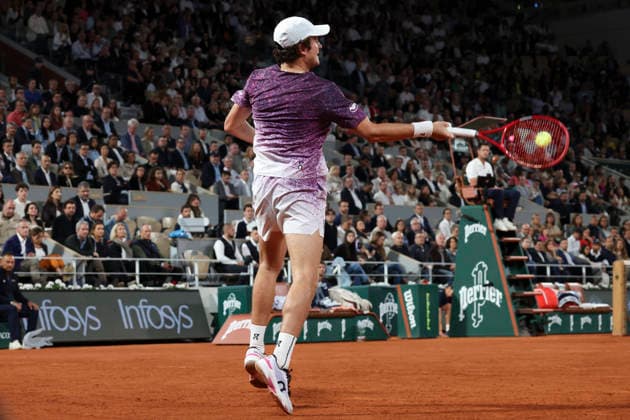 TENNIS : Roland Garros 2026 - 02 06 2026 Jakub Mensik (CZE) Vs Joao Fonseca (BRA) ParisFrance  Copyright: xMichaelxBaucherx
