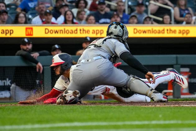 June 2, 2026, Minneapolis, Minnesota, USA: Austin Martin 16 slides into home plate.The Minnesota Twins hosted the Chicago White Sox at Target Field in Minneapolis, Minnesota. MLB, Baseball Herren, USA 2026: Minnesota Twins 9:6 Chicago White Sox  - ZUMAg285 20260602_zsp_g285_012 Copyright: xFrankxGomezx