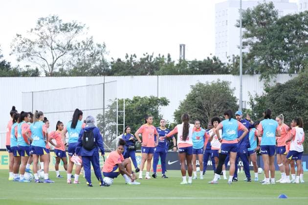 Training session of the Brazilian women s national football team for the friendly match against the USA. Players of the Brazilian women s national football team during the first training session for the friendly match against the United States, at the Joaquim Grava Training Center, in the eastern zone of Sao Paulo, this Tuesday, June 2, 2026. Sao Paulo Sao Paulo Brasil Copyright: xMarinaxUezimax