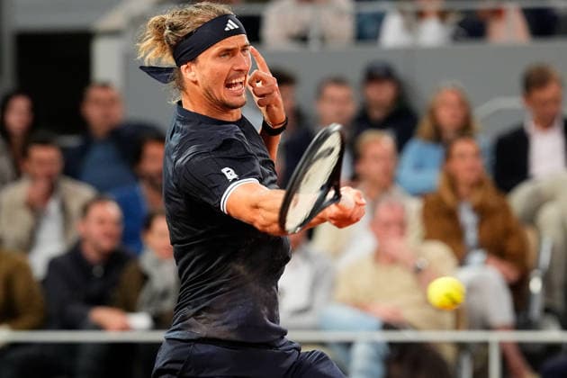 (260603) -- PARIS, June 3, 2026 -- Alexander Zverev hits a return during the men s singles quarterfinal match between Alexander Zverev of Germany and Rafael Jodar of Spain at the French Open tennis tournament at Roland Garros, Paris, France, June 2, 2026. (Photo by Xinhua) (SP)FRANCE-PARIS-TENNIS-FRENCH OPEN-MEN S SINGLES-QUARTERFINAL GlennxGervot 