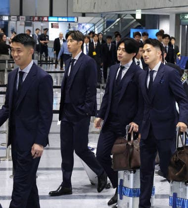 Football: Japan players departing for Mexico Members of the Japan men s national football team are seen at Narita airport in Chiba Prefecture, near Tokyo, on June 2, 2026, ahead of their departure for a pre-World Cup camp in Monterrey, Mexico.  A14AA0005617532P