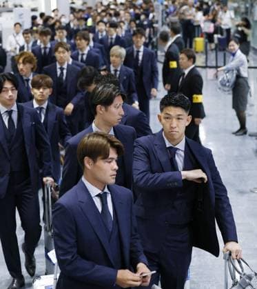 Football: Japan players departing for Mexico Members of the Japan men s national football team are seen at Narita airport in Chiba Prefecture, near Tokyo, on June 2, 2026, ahead of their departure for a pre-World Cup camp in Monterrey, Mexico.  A14AA0005617533P