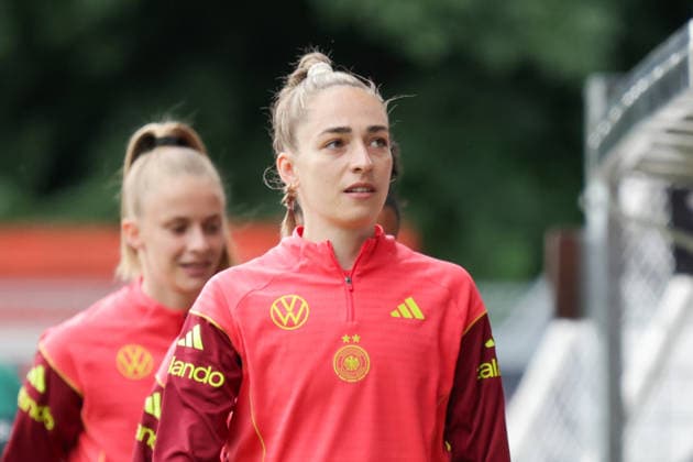 03 06 2026, xgrfx, Football DFB Media Dates, German Womens National Team Training v l Sophia Kleinherne German Womens National Team DFL DFB REGULATIONS PROHIBIT ANY USE OF PHOTOGRAPHS as IMAGE SEQUENCES and or QUASI VIDEO Cologne