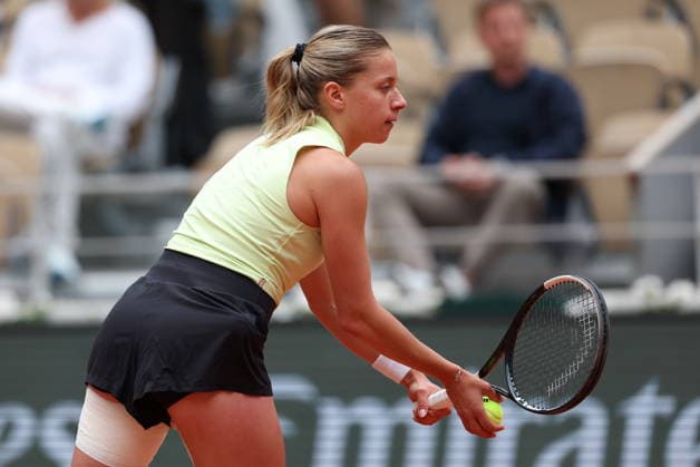 ROLAND GARROS 2026 Thierry Larret MAXPPP - PARIS (75) 03 06 2026 Thierry Larret Maxppp. Tennis. Roland Garros 2026. Internationaux de France de tennis. Stade Roland Garros, Paris (75). Le 3 Juin. Court Philippe CHATRIER : Anna KALINSKAYA (RUS) vs Maja CHWALINSKA (POL). PARIS (75) STADE ROLAND GARROS PARIS ILE DE FRANCE FRANCE  Copyright: xMAXPPPxThierryxLarretx TLR202606030805 TLR202606030805