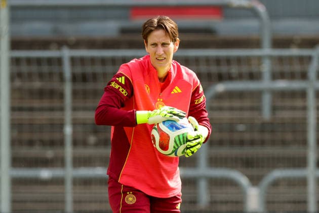 Cologne, Germany 03 06 2026 Training of the DFB Women preparation international match Germany vs Norway for World Cup qualification 2027 In the picture goalkeeper Ann Katrin Berger Germany Copyright: HMBxMedia MadeleinexFantini