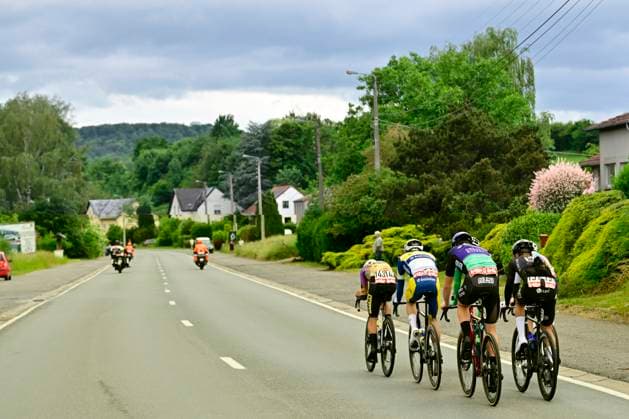 Tour de Wallonie 2026 Stage 3 VAUX-SUR-SÛRE, BELGIUM - JUNE 03 : Conca Filippo (ITA) of Team Jayco AlUla, Bellens Jarno (BEL) of Baloise Verzekeringen - Het Poetsbureau Lions, Killy Jonah (USA) of Tarteletto - Isorex and Wood George (GBR) of Mg.K Vis Costruzioni e Ambiente in action during stage 3 of the 47th edition of Ethias Tour de Wallonie an UCI ProSeries 2.Pro cycling road race stage for Men Elite of 176.9 km with start in Habay and finish in Vaux-sur-Sûre on June 3, 2026 in Vaux-sur-Sûre, Belgium, 03 06 2026 ( Motordriver Pieter Van Herzele - Vaux-sur-Sûre Belgium  Copyright: xSesx