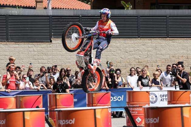 June 3, 2026, Piera, Barcelona, Spain: Toni Bou of trial rider during his attempt to break the Guinness World Record at Rotonda Toni Bou on June 03, 2026 in Piera, Barcelona, Spain. Toni Bou Guinness World Record Attempt  - ZUMAa181 20260603_zaa_a181_082 Copyright: xJavierxBorregox