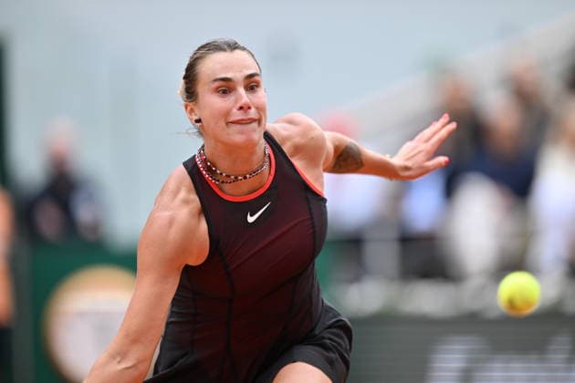 2026 French Open, Roland-Garros - Day 11 PARIS, FRANCE - JUNE 3: Aryna Sabalenka in action against Diana Shnaider during their women s singles quarter-final match on the eleventh day of the French Open at Roland Garros in Paris, France, on June 3, 2026. Mustafa Yalcin Anadolu Paris France. Editorial use only. Please get in touch for any other usage.  Copyright: x2026xAnadoluxMustafaxYalcinx