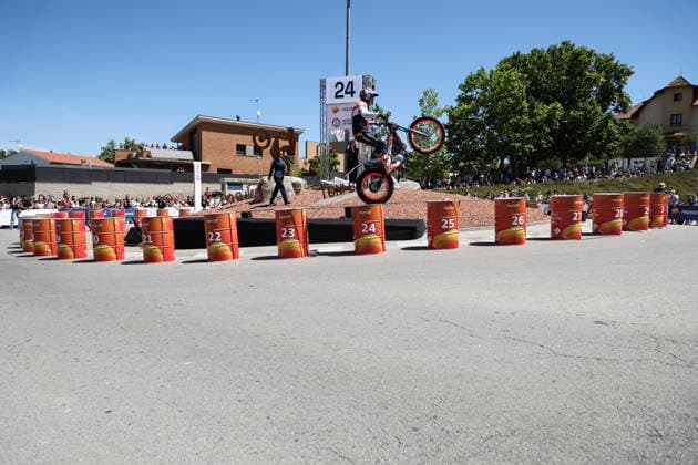 June 3, 2026, Piera, Barcelona, Spain: Toni Bou of trial rider during his attempt to break the Guinness World Record at Rotonda Toni Bou on June 03, 2026 in Piera, Barcelona, Spain. Toni Bou Guinness World Record Attempt  - ZUMAa181 20260603_zaa_a181_095 Copyright: xJavierxBorregox