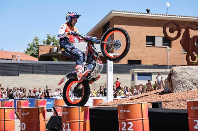 June 3, 2026, Piera, Barcelona, Spain: Toni Bou of trial rider during his attempt to break the Guinness World Record at Rotonda Toni Bou on June 03, 2026 in Piera, Barcelona, Spain. Toni Bou Guinness World Record Attempt  - ZUMAa181 20260603_zaa_a181_116 Copyright: xJavierxBorregox