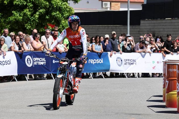 June 3, 2026, Piera, Barcelona, Spain: Toni Bou of trial rider during his attempt to break the Guinness World Record at Rotonda Toni Bou on June 03, 2026 in Piera, Barcelona, Spain. Piera Spain - ZUMAa181 20260603_zaa_a181_102 Copyright: xJavierxBorregox