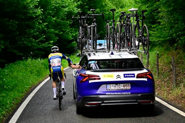 Tour de Wallonie 2026 Stage 3 VAUX-SUR-SÛRE, BELGIUM - JUNE 03 : Vandenstorme Dylan (BEL) of Team Flanders - Baloise pictured during stage 3 of the 47th edition of Ethias Tour de Wallonie an UCI ProSeries 2.Pro cycling road race stage for Men Elite of 176.9 km with start in Habay and finish in Vaux-sur-Sûre on June 3, 2026 in Vaux-sur-Sûre, Belgium, 03 06 2026 ( Motordriver Pieter Van Herzele - Vaux-sur-Sûre Belgium  Copyright: xSesx