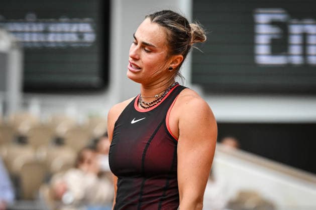 June 3, 2026, Paris, France, France: Aryna SABALENKA of Belarus looks dejected during the eleventh day of the Roland-Garros 2026, French Open 2026, Grand Slam tennis tournament at Roland-Garros Stadium on June 03, 2026 in Paris, France. Roland Garros 2026 - Day 11  - ZUMAm308 20260603_zsp_m308_019 Copyright: xMatthieuxMirvillex