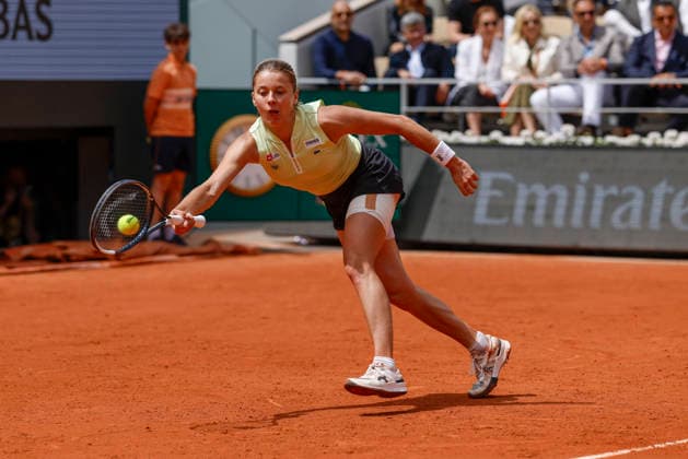 June 3, 2026, Paris, Paris, France: Maja CHWALINSKA (POL ) in action during the tennis Grand Slam of Roland Garros 2026, at Roland Garros Stadium - on June 3 2026 .Paris - France Tennis Grand Slam Of Roland Garros 2026 Match Between JAnna KALINSKAYA (RUS) And Maja CHWALINSKA (POL  - ZUMAb253 20260603_zsp_b253_022 Copyright: xLoicxBaratouxx