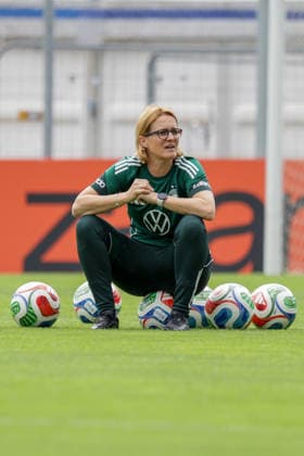 03 06 2026, xgrfx, Football DFB Media Dates, German Womens National Team Training v l Saskia Bartusiak German Womens National Team DFL DFB REGULATIONS PROHIBIT ANY USE OF PHOTOGRAPHS as IMAGE SEQUENCES and or QUASI VIDEO Cologne