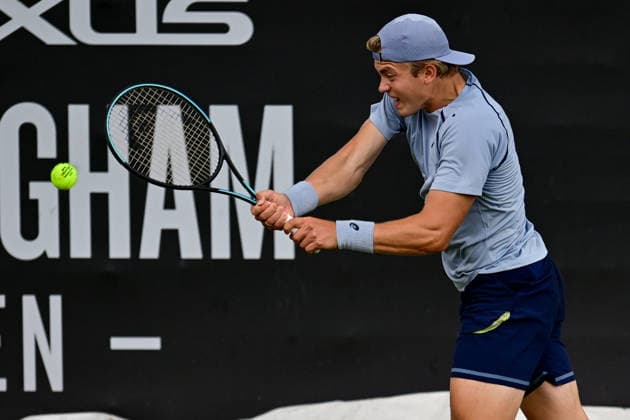 Tennis Lexus Birmingham Open Felix Gill of Great Britain returns during the Lexus Birmingham Open WTA125 ATP, Tennis Herren Challenger tennis at Edgbaston Priory Club, Birmingham, UK on 3 June 2026. Birmingham Edgbaston Priory Club West Midlands UK Editorial use only , Copyright: xDennisxGoodwinx PSI-24320-0069
