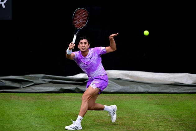 Tennis Lexus Birmingham Open James McCabe of Australia returns during the Lexus Birmingham Open WTA125 ATP, Tennis Herren Challenger tennis at Edgbaston Priory Club, Birmingham, UK on 3 June 2026. Birmingham Edgbaston Priory Club West Midlands UK Editorial use only , Copyright: xDennisxGoodwinx PSI-24320-0085