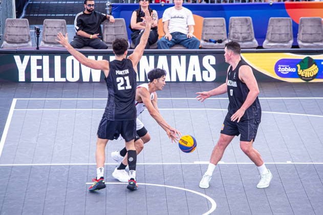 Basketball, FIBA 3x3 WM in Warschau, Männer, Japan - Neuseeland Warszawa 03.06.2026. 3x3 Basketball World Cup Day 3 in Warsaw, Poland. Jpaan - New Zealand match --- Mistrzostwa Swiata w koszykowce 3x3 Dzien 3 w Warszawie. Mecz Japonia - Nowa Zelandia Persons Shown : Chris Martin Fot. Kai Taller Arena Akcji NEWSPIX.PL --- newspix.pl 