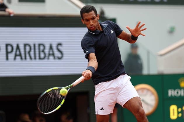 ROLAND GARROS 2026 Thierry Larret MAXPPP - PARIS (75) 03 06 2026 Thierry Larret Maxppp. Tennis. Roland Garros 2026. Internationaux de France de tennis. Stade Roland Garros, Paris (75). Le 3 Juin. Court Philippe CHATRIER : Felix AUGER-ALIASSIME (CAN) vs Flavio COBOLLI (ITA). PARIS (75) STADE ROLAND GARROS PARIS ILE DE FRANCE FRANCE  Copyright: xMAXPPPxThierryxLarretx TLR202606031563 TLR202606031563