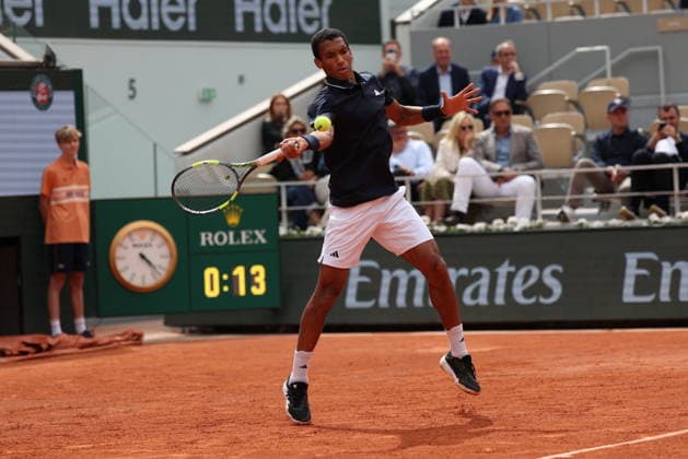 ROLAND GARROS 2026 Thierry Larret MAXPPP - PARIS (75) 03 06 2026 Thierry Larret Maxppp. Tennis. Roland Garros 2026. Internationaux de France de tennis. Stade Roland Garros, Paris (75). Le 3 Juin. Court Philippe CHATRIER : Felix AUGER-ALIASSIME (CAN) vs Flavio COBOLLI (ITA). PARIS (75) STADE ROLAND GARROS PARIS ILE DE FRANCE FRANCE  Copyright: xMAXPPPxThierryxLarretx TLR202606031564 TLR202606031564