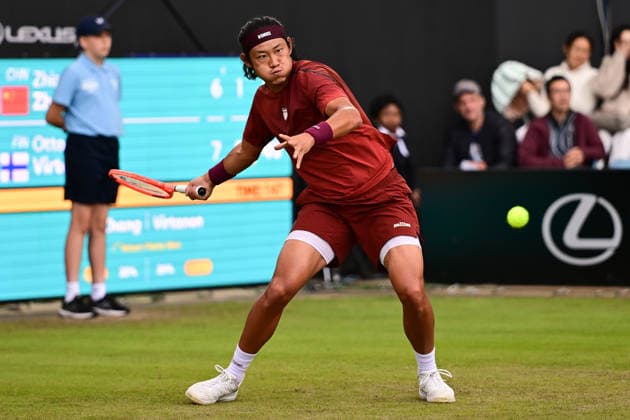 Tennis Lexus Birmingham Open Zhizhen Zhang of China returns during the Lexus Birmingham Open WTA125 ATP, Tennis Herren Challenger tennis at Edgbaston Priory Club, Birmingham, UK on 3 June 2026. Birmingham Edgbaston Priory Club West Midlands UK Editorial use only , Copyright: xDennisxGoodwinx PSI-24320-0099