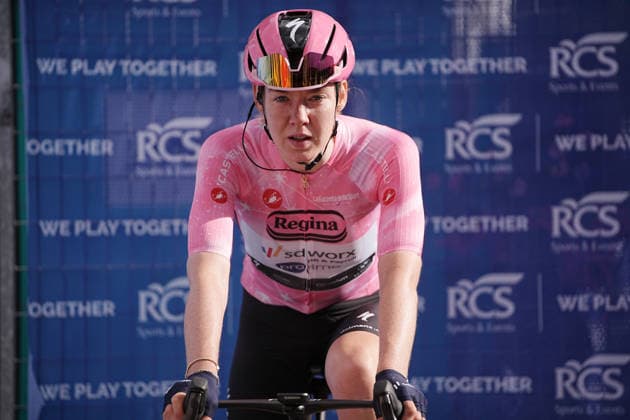Netherlands™s Anna van der Breggen of Team SD Worx - Protime™s (Pink jersey) during Stage 5 of the Giro d™Italia Women, from Longarone to Santo Stefano di Cadore, Italy. Wednesday June 3, 2026  Copyright: xMarcoxAlpozzi LaPressex