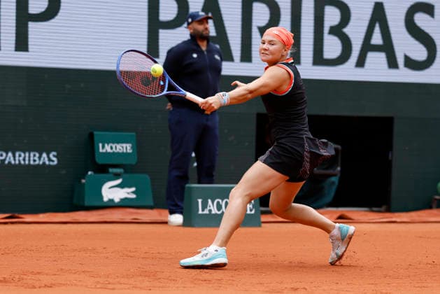 June 3, 2026, Paris, Paris, France: Diana SHNAIDER (-RUS) in action during the tennis Grand Slam of Roland Garros 2026, at Roland Garros Stadium - on June 3 2026 .Paris - France Paris France - ZUMAb253 20260603_zsp_b253_090 Copyright: xLoicxBaratouxx