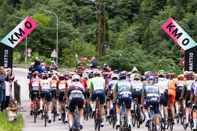37th Giro d Italia Women 2026 - Stage 5 Stefano Allocchio, RCS Race Director, gives the official start at KM0 during Stage 5 of the 37th Giro d Italia Women, a 146km stage from Longarone to Santo Stefano di Cadore, in Italy, on June 3, 2026. Longarone Italy  Copyright: xTommasoxBerardix originalFilename:berardi-37thgiro260603_npL1Z.jpg