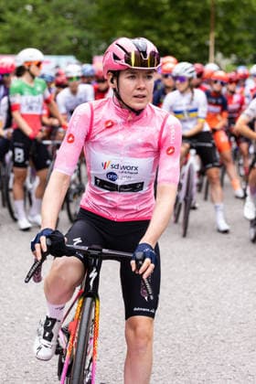 37th Giro d Italia Women 2026 - Stage 5 Anna Van Der Breggen of TEAM SD WORX - PROTIME wears the Pink Jersey during Stage 5 of the 37th Giro d Italia Women, a 146km stage from Longarone to Santo Stefano di Cadore, in Italy, on June 3, 2026. Longarone Italy  Copyright: xTommasoxBerardix originalFilename:berardi-37thgiro260603_npfbd.jpg