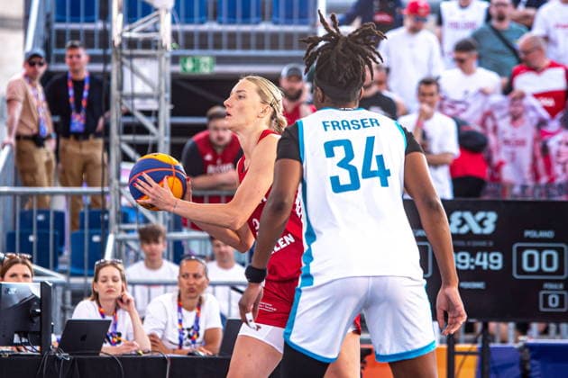 Basketball, FIBA 3x3 WM in Warschau, Frauen, Polen - Aserbaidschan Warszawa 03.06.2026. 3x3 Basketball World Cup Day 3 in Warsaw, Poland. Poland - Azerbaijan match --- Mistrzostwa Swiata w koszykowce 3x3 Dzien 3 w Warszawie. Mecz Polska - Azerbejdzan Persons Shown : Weronika Telenga Brianna Fraser Fot. Kai Taller Arena Akcji NEWSPIX.PL --- newspix.pl 