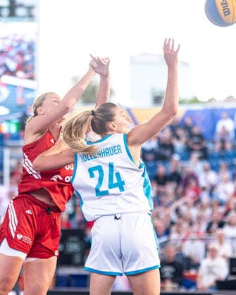 Basketball, FIBA 3x3 WM in Warschau, Frauen, Polen - Aserbaidschan Warszawa 03.06.2026. 3x3 Basketball World Cup Day 3 in Warsaw, Poland. Poland - Azerbaijan match --- Mistrzostwa Swiata w koszykowce 3x3 Dzien 3 w Warszawie. Mecz Polska - Azerbejdzan Persons Shown : Klaudia Gertchen Alexandra Mollenhauer Fot. Kai Taller Arena Akcji NEWSPIX.PL --- newspix.pl 