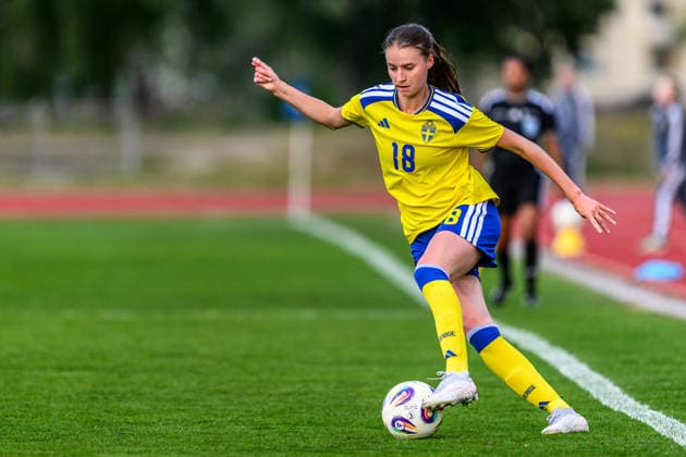 260603 Julia Ragnarsson of Sweden during the U23 womenÂs international friendly football match between Sweden and Norway on June 3, 2026 in Kalmar Photo Suvad Mrkonjic BILDBYRAN COP 170 SM0467 fotboll football soccer fotball u23 under 23 sverige sweden norge norway dam bbeng  Copyright: SUVADxMRKONJIC BB260603SM123