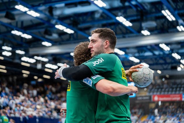 TBV Lemgo Lippe GER vs SC DHfK Leipzig GER , Handball, Daikin Handball Bundesliga, 33 Matchday, 3 6 2026, Season 2025 2026, Lemgo Domenico Ebner SC DHfK Leipzig, 01 at Aufwaermen Lemgo Phoenix Contact Arena Germany