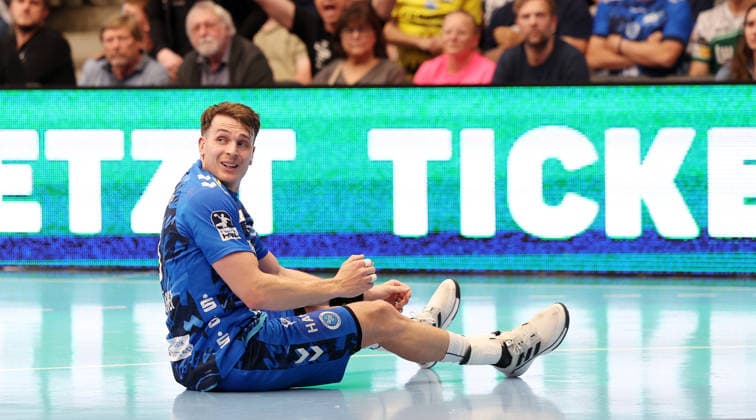 Göppingen Handball Frisch Auf Göppingen vs TVB Stuttgart, Max Häfner TVB disappointed on the floor
